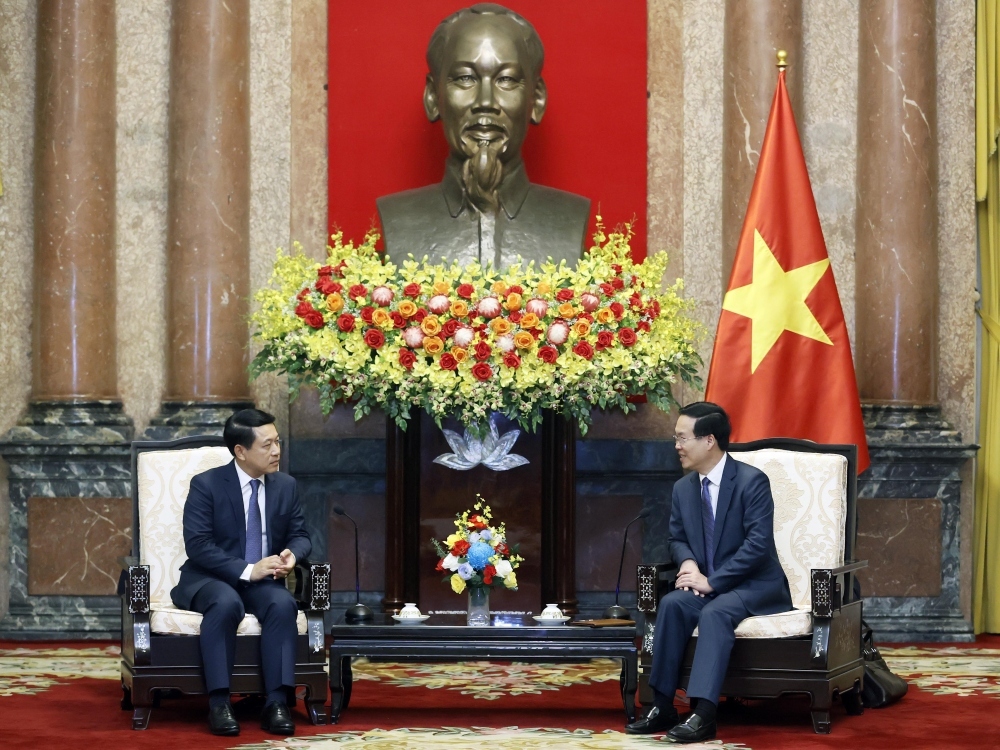 State and Government leaders host Lao Deputy PM and Foreign Minister